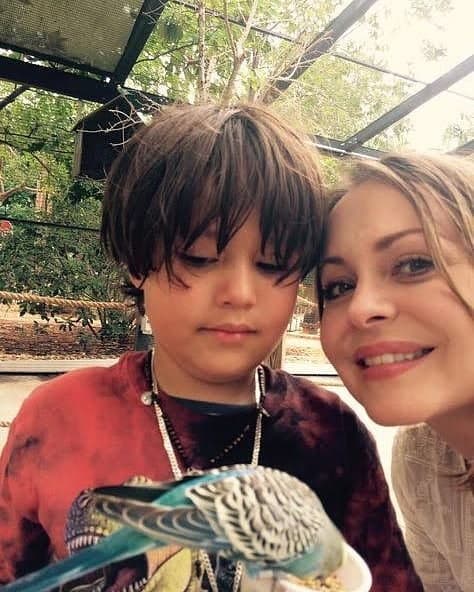 Gabo es el hijo pequeño de Gaby Spanic, producto de su relación con un ingeniero civil venezolano del que quedó embarazada hace poco más de 12 años, pero que se negó a reconocer a su hijo.