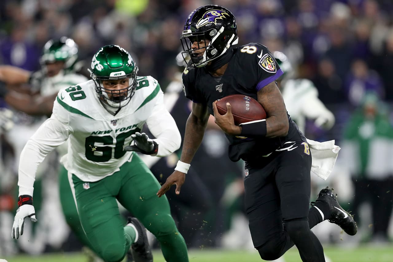Ravens se imponen con autoridad 42-21 a New York Jets y aseguran su presencia en Playoffs.