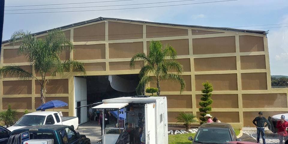 Este es el salón donde el pasado sábado Banda Tierra Mojada tocó en un evento de XV años en el estado de Guanajuato, sin saber que horas después vivirían una pesadilla.