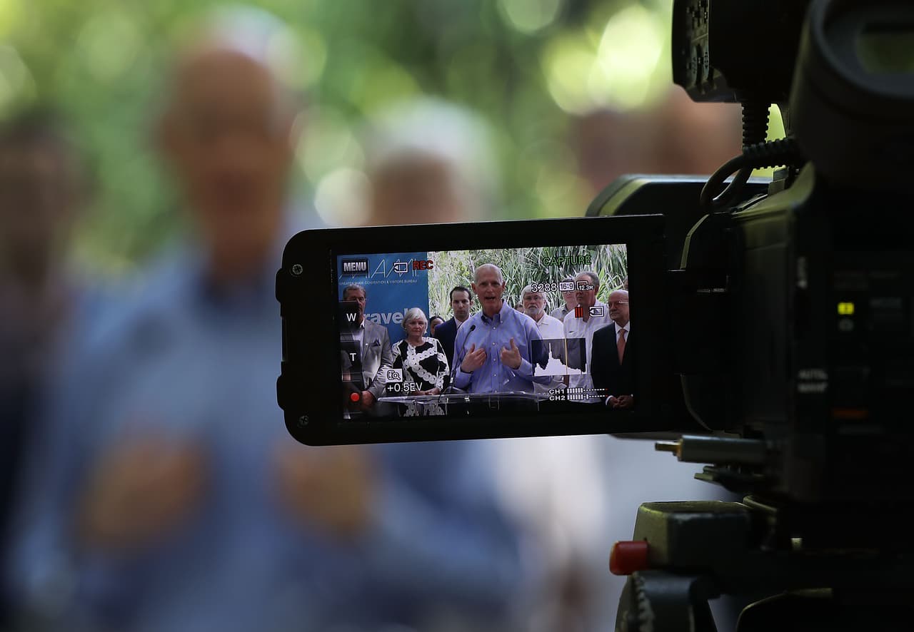 MIAMI, FL - MAY 15: Florida Governor Rick Scott announces during a press conference at Jungle Island that the number of tourists visiting the state for the first three months of 2017 was about 31.1 million people on May 15, 2017 in Miami, Florida. The number of tourists is a new record, up 2.5 percent from the same time in 2016. (Photo by Joe Raedle/Getty Images)