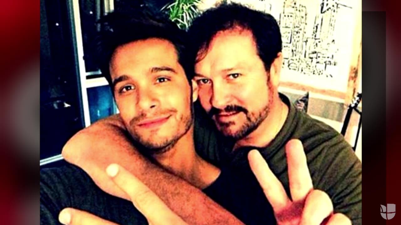 <b>Arturo Peniche</b> es otro galán de telenovela que renació en su hijo. El actor de ‘María Mercedes’ es padre, junto con Gaby Ortiz, de Brandon y Khiabet.
<br>