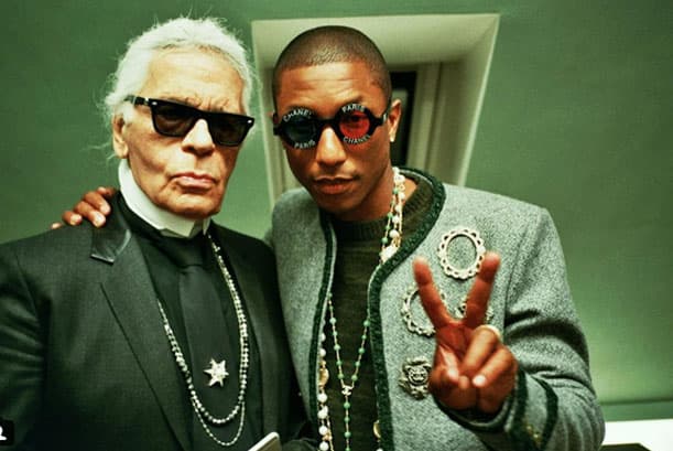"Happiest Birthday Karl", se nota que Pharell es fan del diseñador de Chanel.