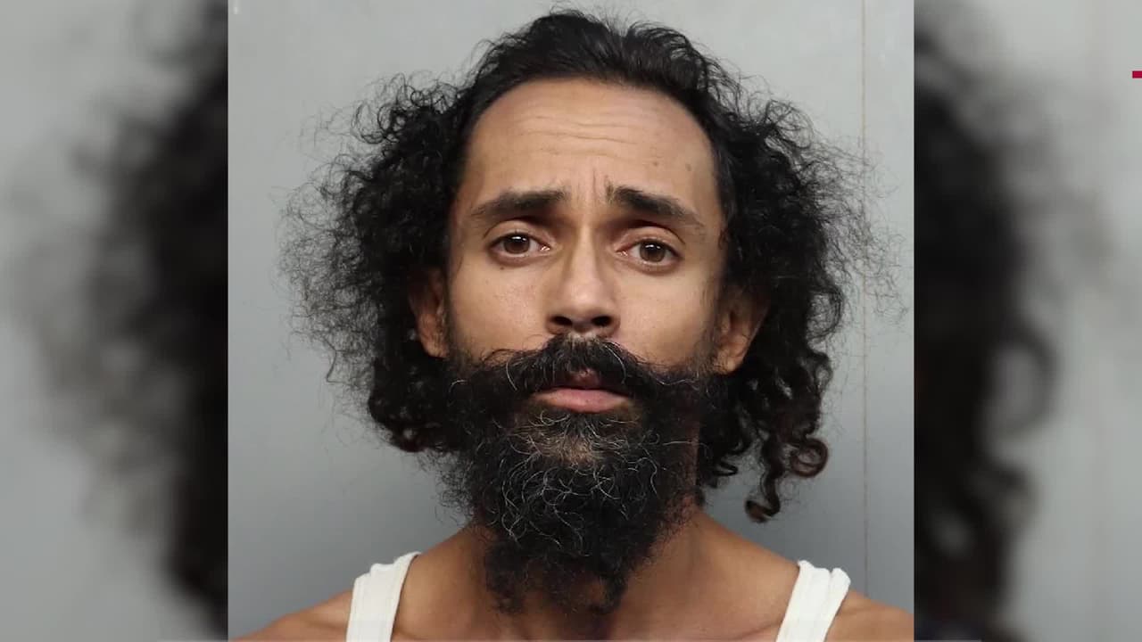 Arrestan a sospechoso de rociar con gasolina y prenderle fuego a su novia embarazada