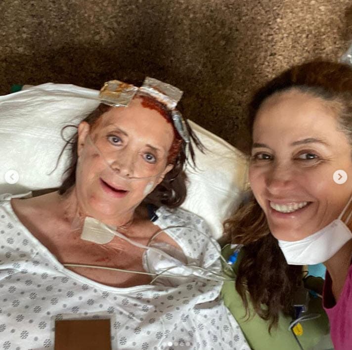 “Estamos aquí para apoyarla y echarle porras, les pedimos muchas oraciones y ojalá en las próximas 72 horas Ceci pueda salir de esta hemodiálisis continua para establecer una intermitente ya que la cándida se haya eliminado”, explicó su hija.
<br>