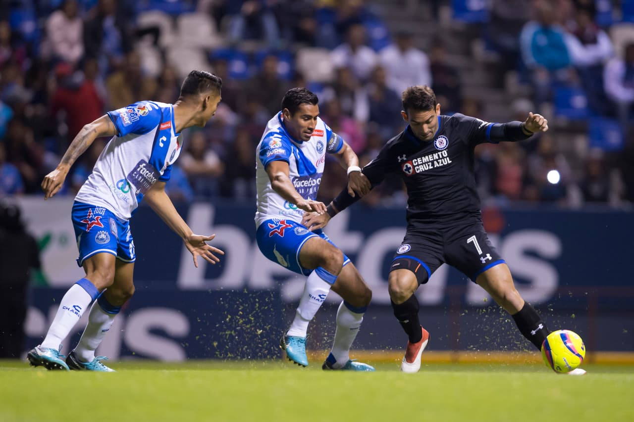 Cruz Azul salió con la determinación del caso para lograr tres puntos que le dieran un respiro y vida en la Copa MX.