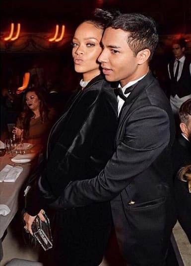 No cabe duda, ella es una entregada al amor y nadie se puede resistir.