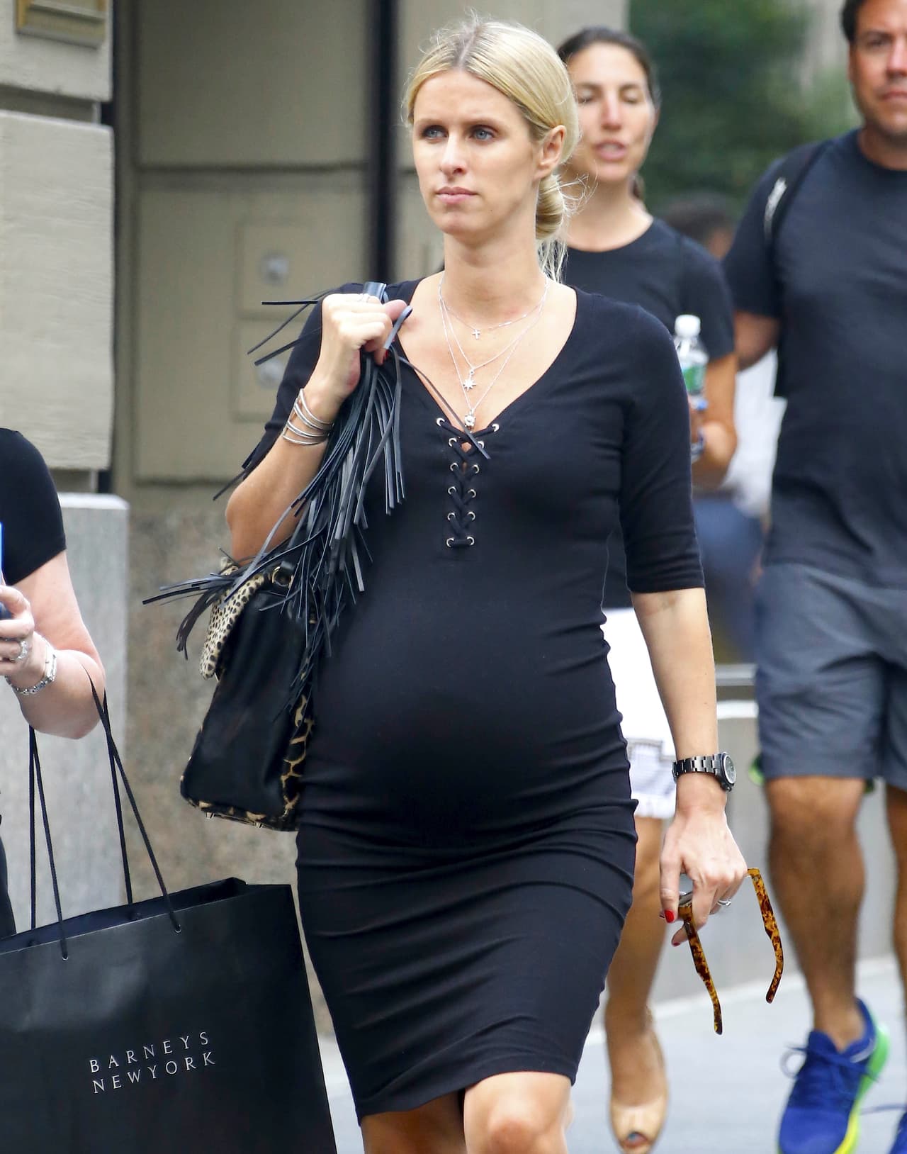 Y nos mostró cómo va su barriguita de embarazo.