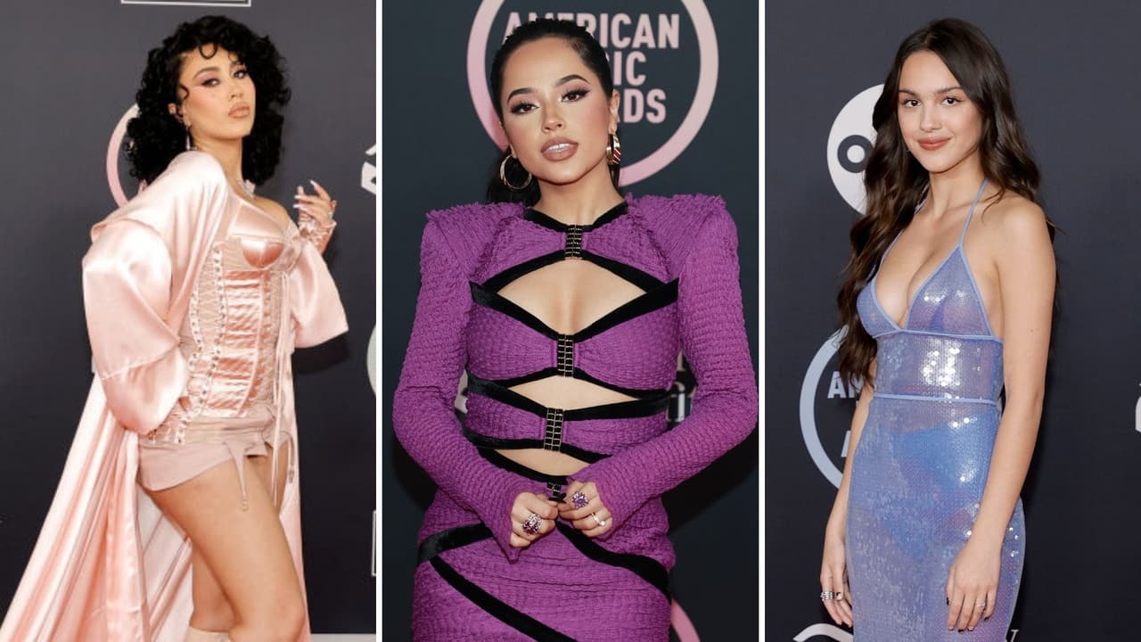 Kali Uchis usando seda rosa y otros looks que deslumbraron en los American Music Awards 2021