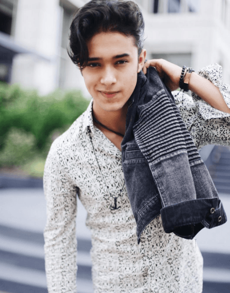 Si quieres poner a prueba tu conocimiento de
<b>CNCO</b> toma ya el
<a href="http://www.univision.com/shows/la-banda/test-only-for-cncowners" target="_blank"><b>test.</b></a>