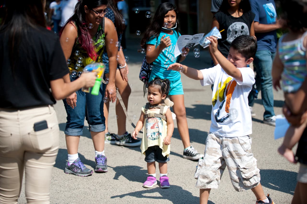 Familias disfrutaron del Día de la Familia en el Zoológico de Fresno