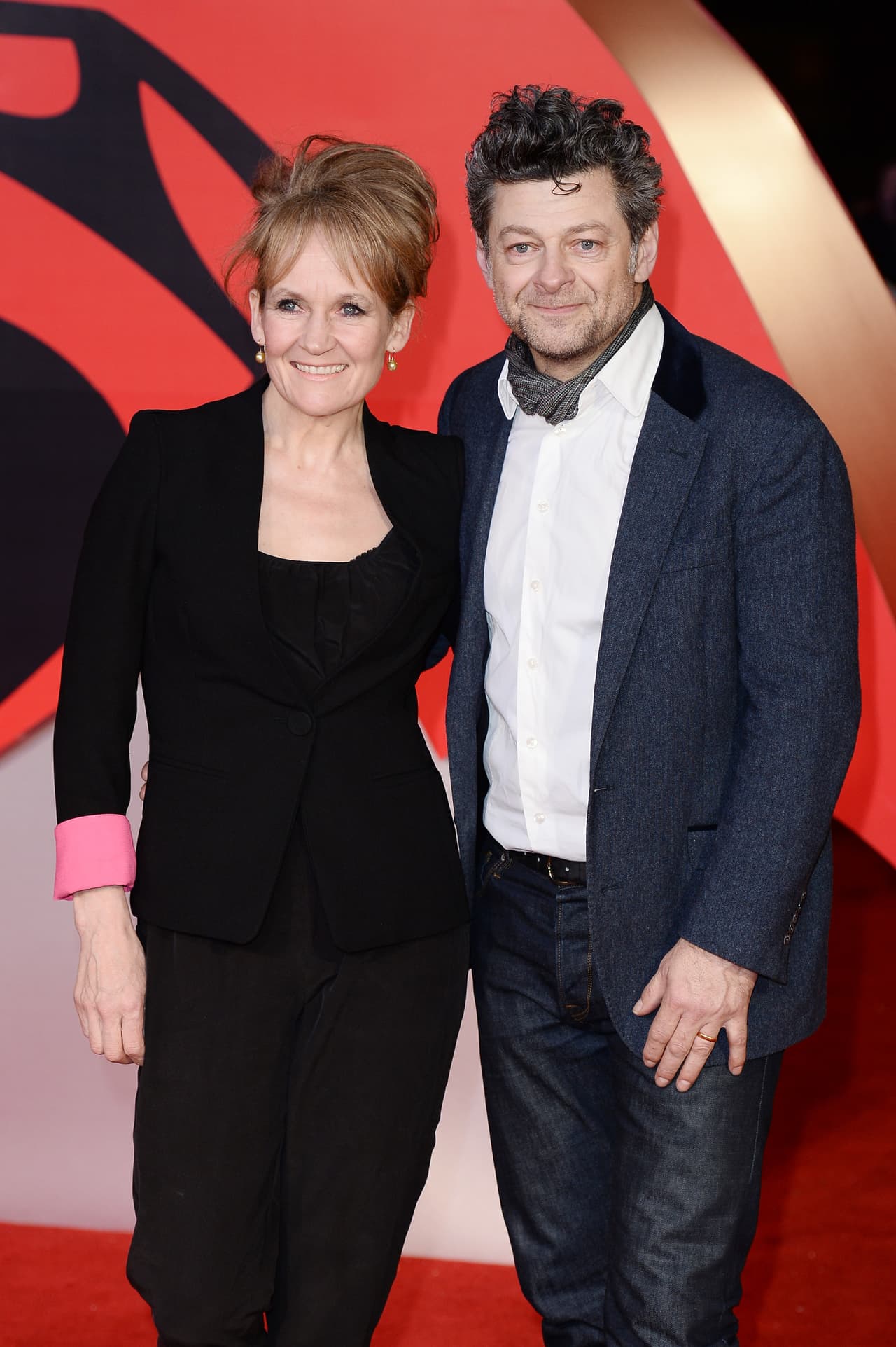 Andy Serkis y su esposa.