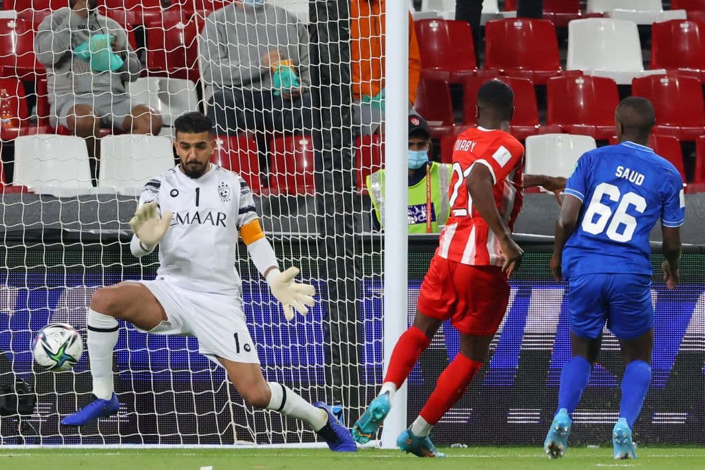 Al Hilal propina goliza a Al-Jazira con marcador de 6-1 durante la segunda Ronda del Mundial de Clubes de la FIFA 2022. Ighalo, Pereira, Kanno, Al-Dawasari, Marega y Carrillo le dieron el triunfo a los visitantes, mientras que Abdoulay Diaby anotó el único gol para los locales.