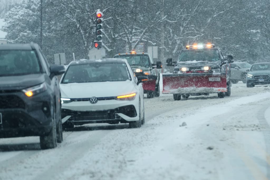 Tormenta invernal Fern: ¿cómo están las carreteras hoy en EE UU? Autopistas afectadas por nieve y frío extremo