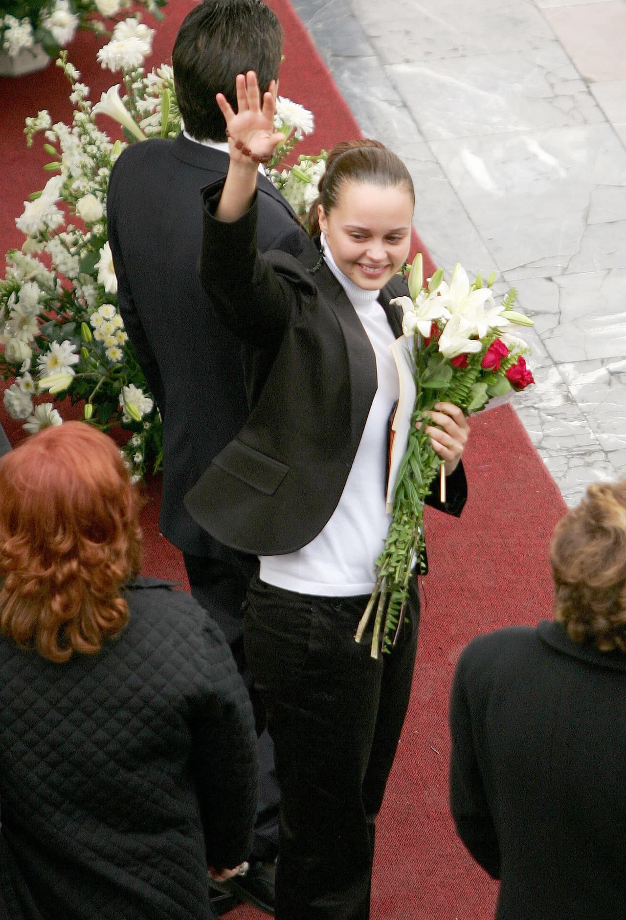 Ella ha seguido los pasos de Rocío en la música y además su parecido físico es inmenso.