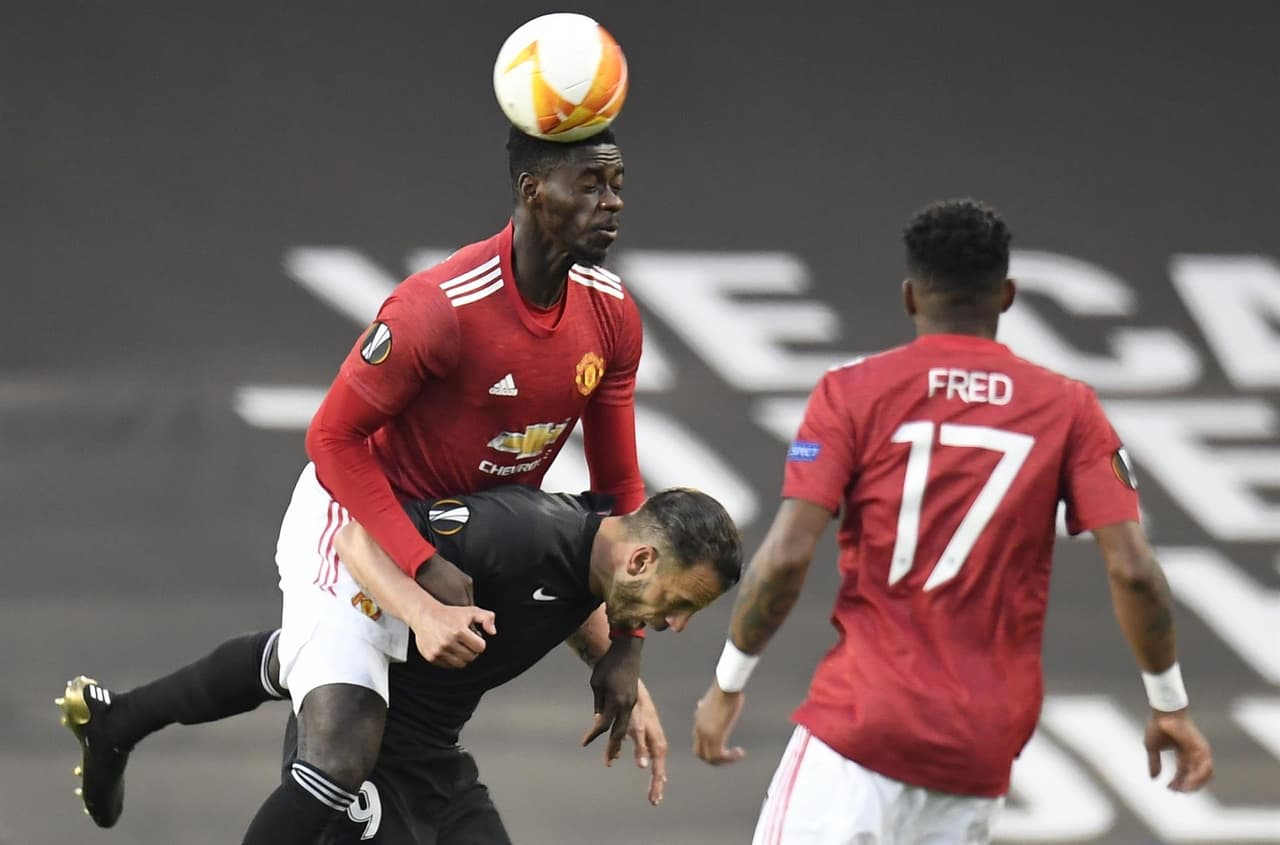 Manchester United derrota a Granada durante el partido de regreso en los Cuartos de Final de la UEFA Europa League, sumando un global de 4-0 y pisando fuerte para la Semifinal que se jugará el jueves 29 de abril. Los goles de este partido fueron a cargo de Edinson Cavani (6') y Jesús Vallejo (90').