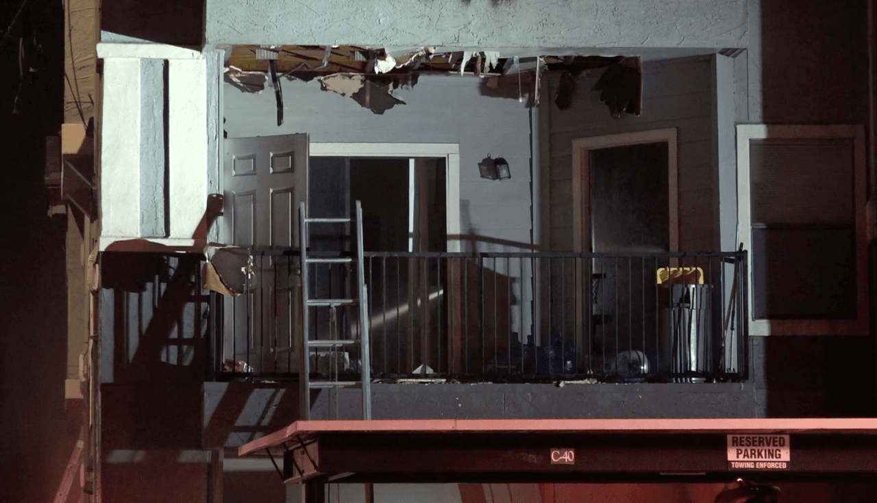 El fuego se propagó rápidamente por la estructura que en su mayoría es de madera.