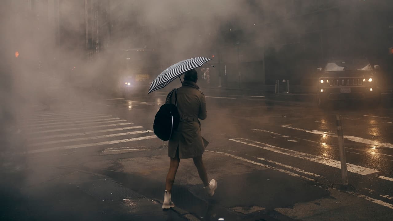 Nueva York se prepara para tormentas severas con riesgo de inundaciones y fuertes vientos