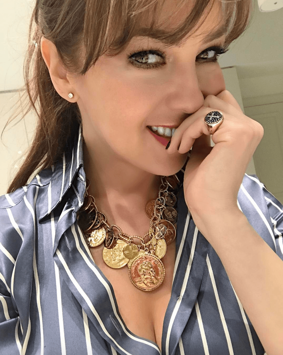 Seguro tiene a miles bajo sus pies.