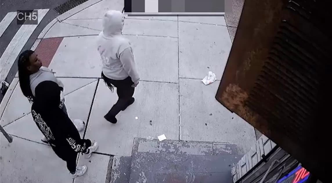 Policía busca a 3 mujeres sospechosas de usar gas pimienta para atacar a sus víctimas mientras roban su auto