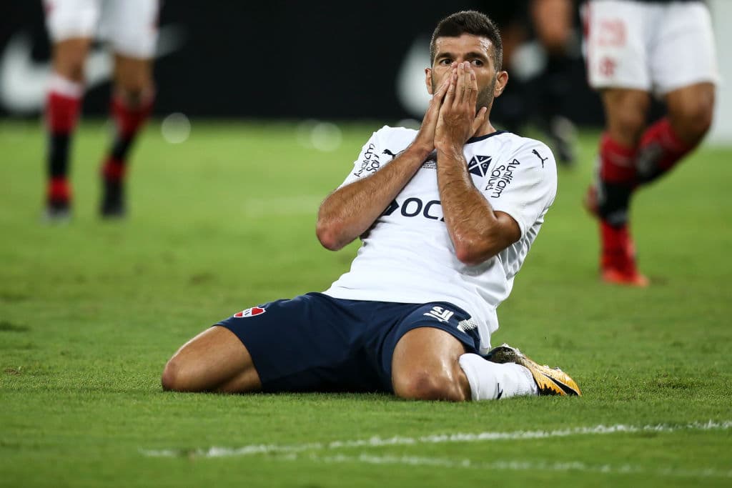 General Lamadrid, Argentinos Juniors, All Boys, Atlético Tucumán, San Lorenzo, Colón y Boca Juniors fueron los clubes de Gigliotti en su país, antes de jugar con Independiente.