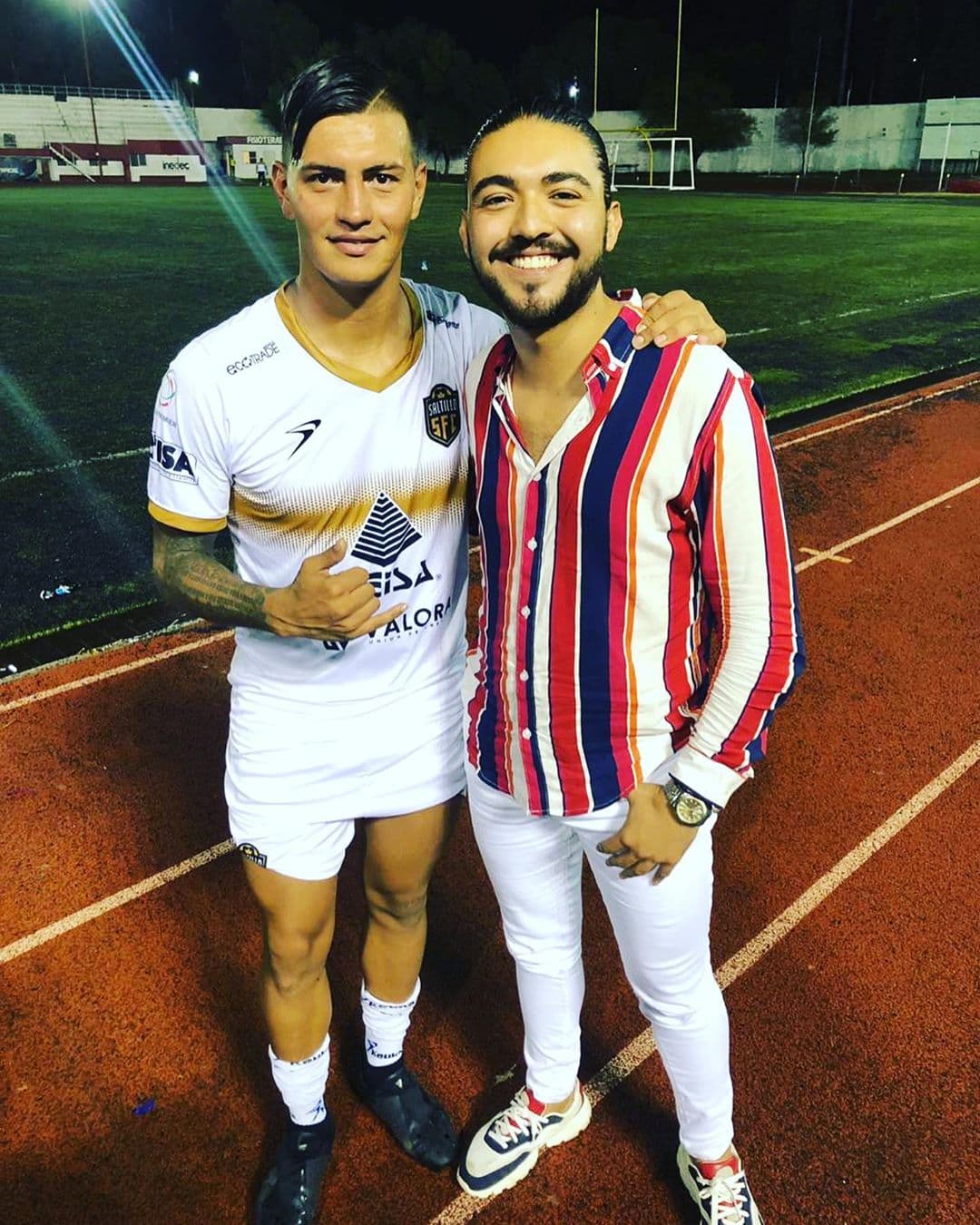 Pero el deportista y amigo de
<b>Mora</b> también publicó un video en su cuenta de Instagram.