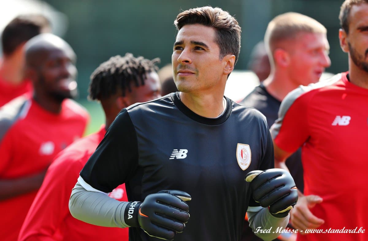 Memo Ochoa le dice ‘adios’ a sus característicos rizos