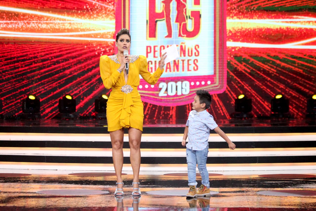 El capitán de los 'Sacachispas' estaba listo para presentarle a los jueces el video. "Fui a Tijuana a grabar", comentó el niño tras el arranque del clip.