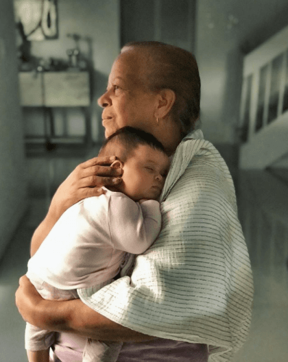 El chef Yisus compartió esta linda foto de su mamá y su hija Silvana: "Muchisimas cosas por las que debo agradecer este año, pero MUY en especial por estas dos vidas! Las amo infinito".