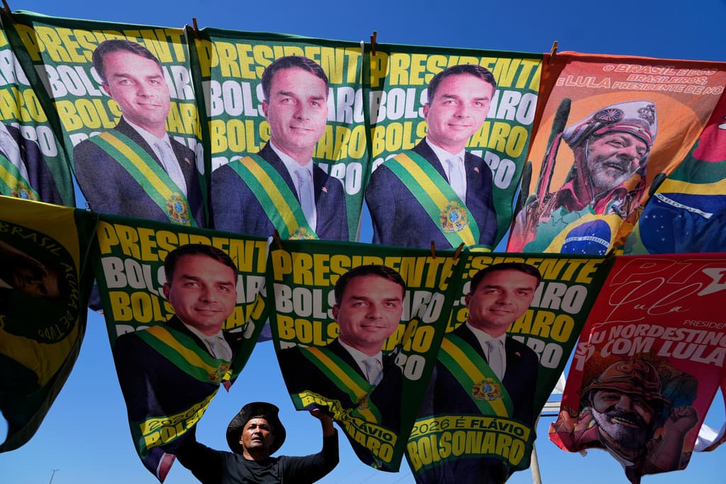 Lula enfrenta al hijo de Bolsonaro en su última batalla electoral en Brasil