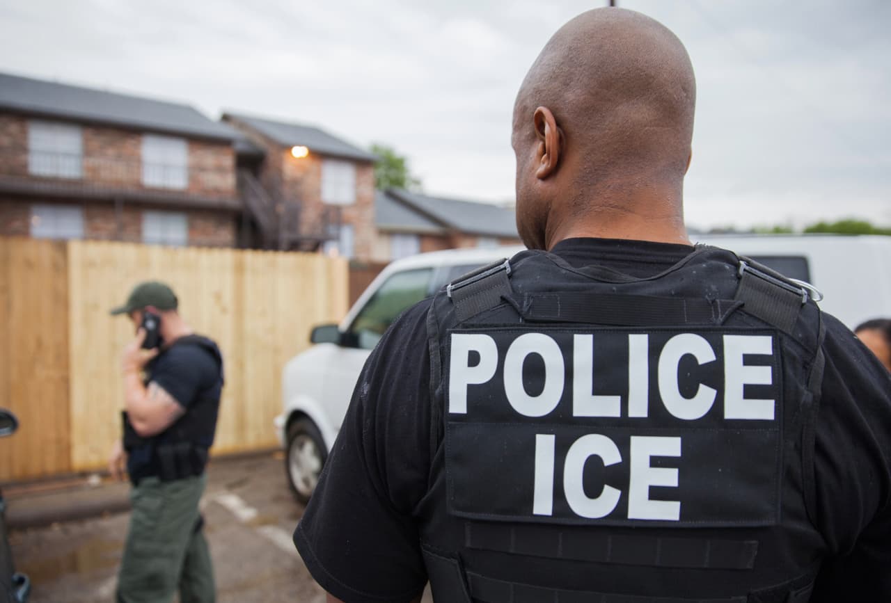 ICE captura a más de 80 indocumentados en operación de cinco días en Nueva York