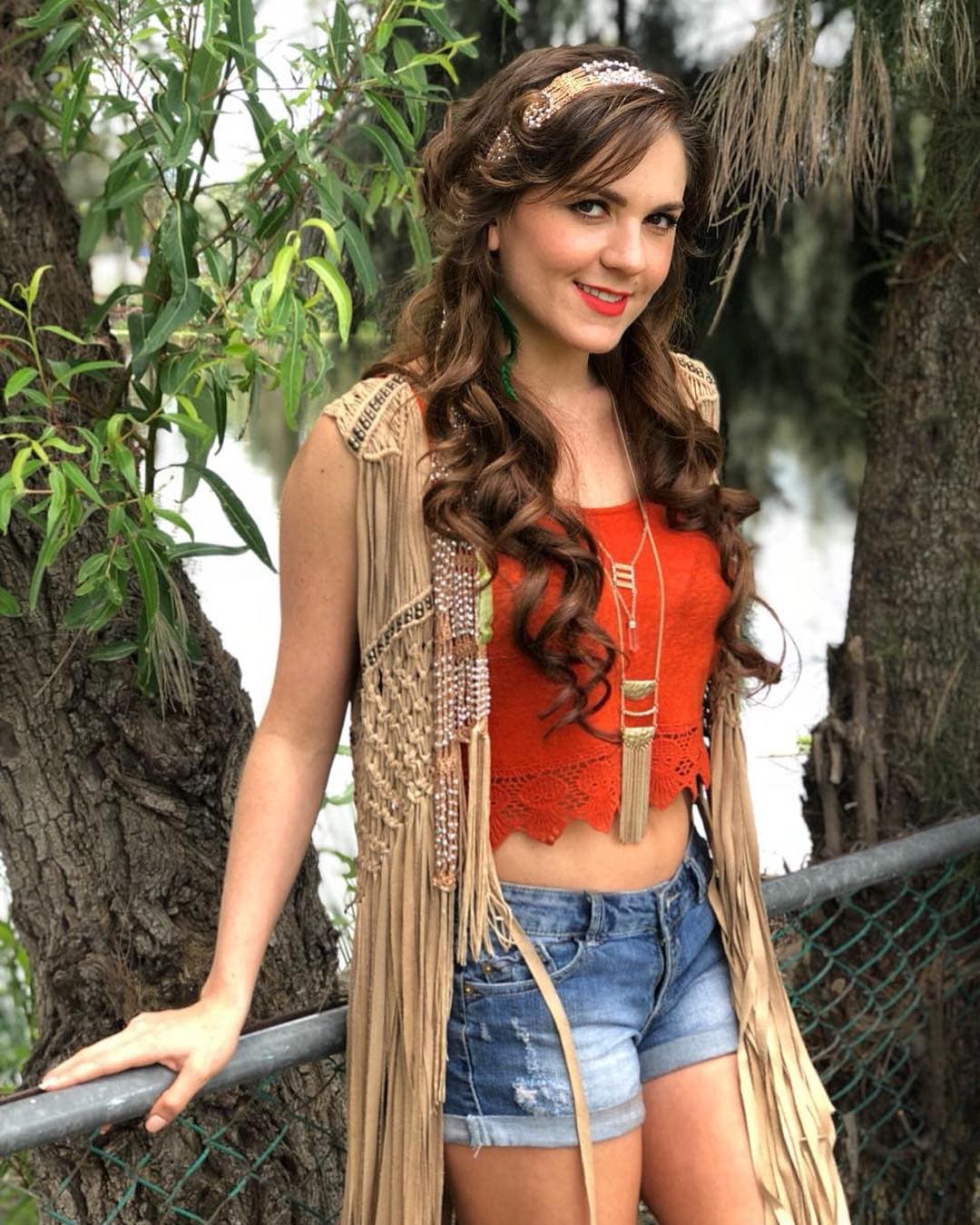 Zoraida también se sumará a 'Like' para interpretar a un miembro del cuerpo docente: la profesora Isadora, con una imagen bastante relajada, lo que hace pensar que la veremos con una actitud muy parecida a la de José Luján en esta telenovela.