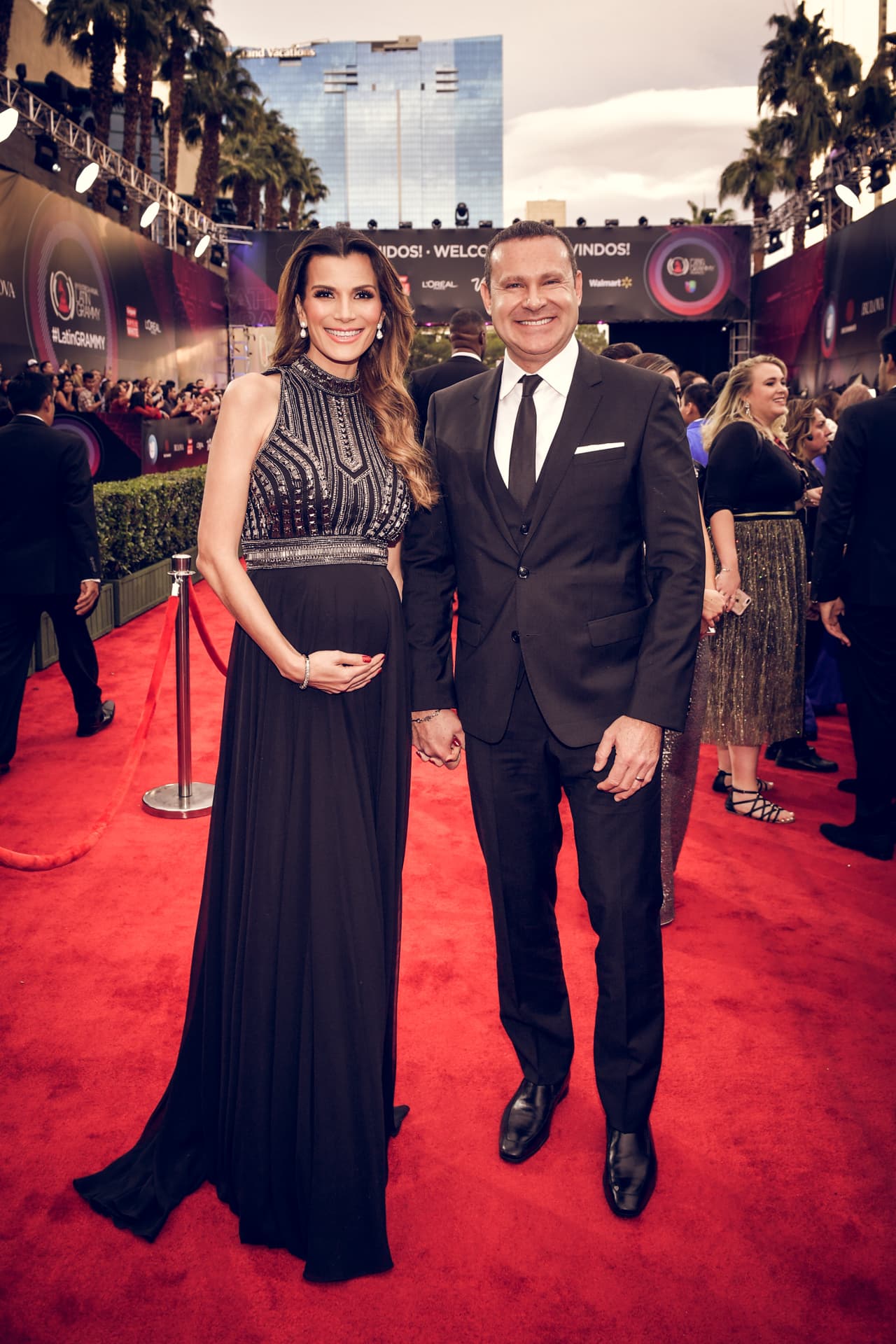 Alan Tacher estuvo acompañado por su esposa Cristina Bernal.