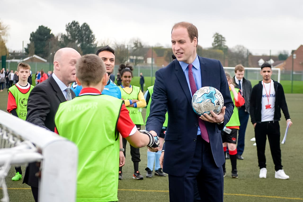 Todo fue parte de un evento de un proyecto al que el heredero inglés está apoyando.