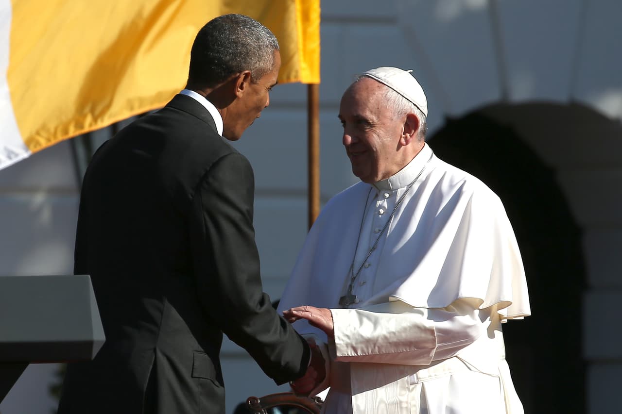Dicho encuentro se refería al que sostienen Barack Obama y el papa Francisco.