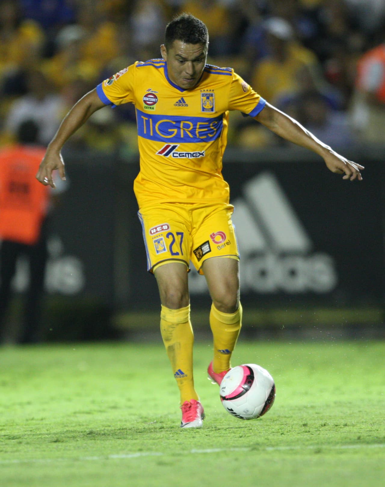 <b>Monarcas Morelia:</b> Alberto Acosta.