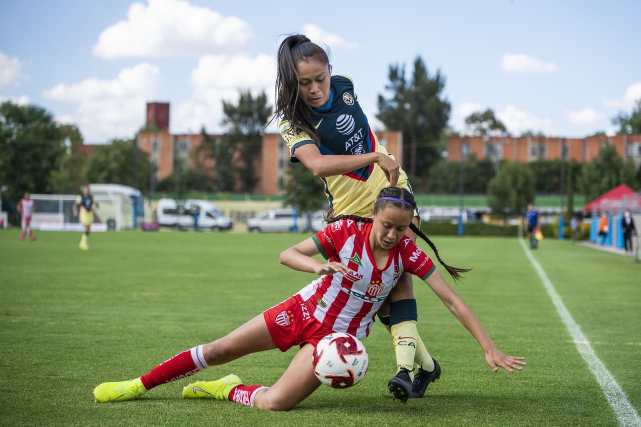 Las Águilas del América no tienen piedad sobre el Necaxa y con una goleada de 6-1, suman otros importantes puntos en casa.