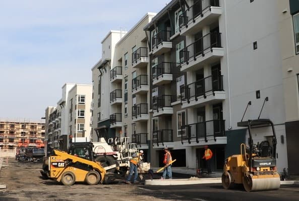 Más de 1,000 apartamentos en Anaheim serán rentados con un alquiler más bajo