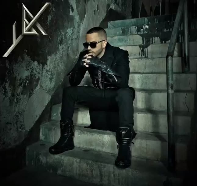 Otro galanazo que distrae es Yandel, nominado en dos categorías de Latin GRAMMY.