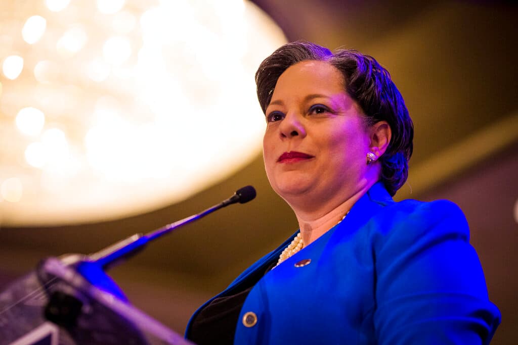 La demócrata Jennifer McClellan será la primera mujer negra en representar a Virginia en el Congreso, tras ganar elección especial