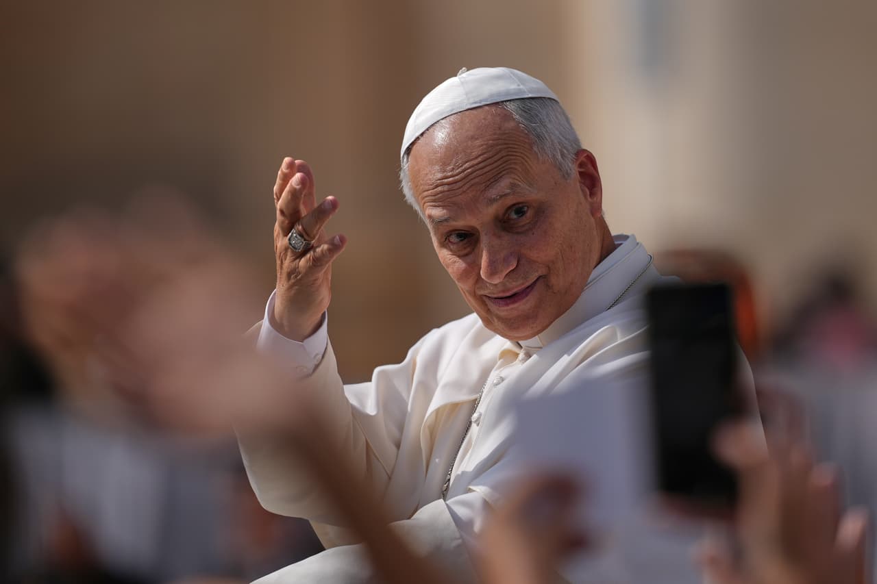 El papa León XIV se presentará en público el domingo; confirman una "mejora" en su salud tras operación