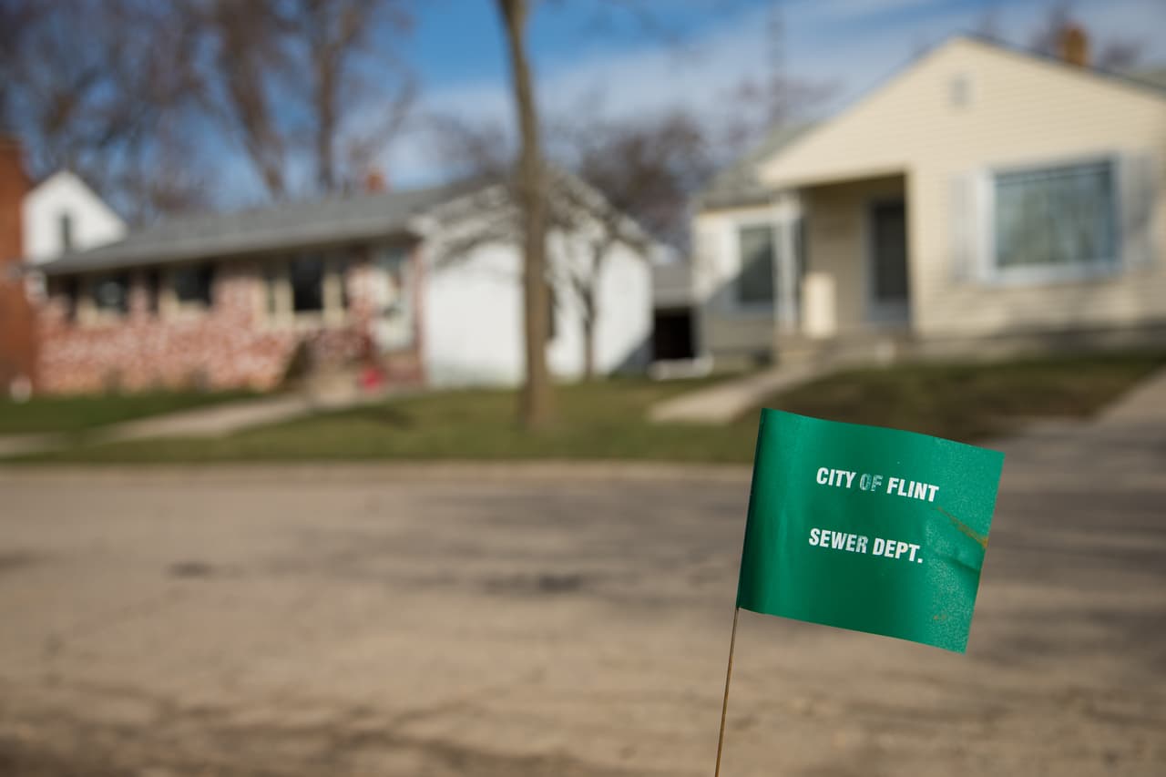 Los hogares que se eligen para hacer los análisis pueden influir en los resultados.