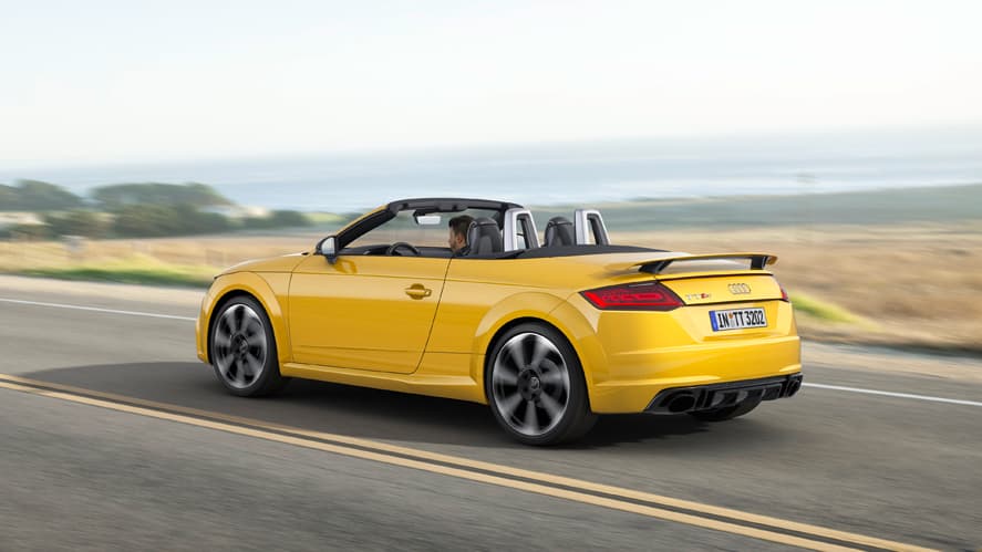 El Audi TT RS 2017 es la culminación de un proceso en el que el TT, tras cada generación, se ha ido ganando la indispensable legitimidad que cualquier modelo que quiera ser conocido como un verdadero deportivo necesita.