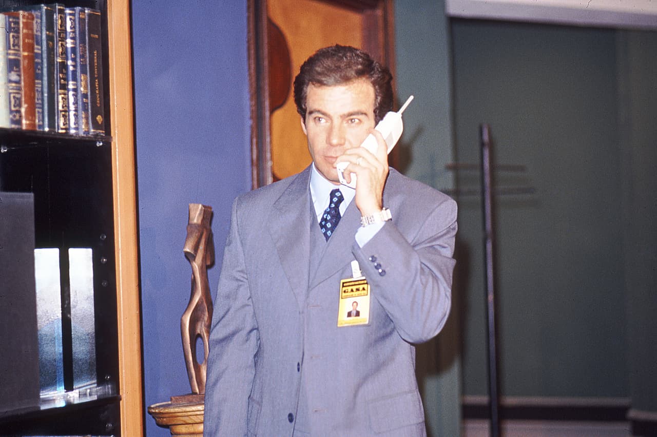 ‘Mañana es para siempre’, ‘Pablo y Andrea’, ‘Misión S.O.S’, ‘Amores verdaderos’ y ‘Lo imperdonable’, fueron algunas de las producciones en las que Guillermo apareció antes de alejarse de la mirada de los reflectores.
<br>
<br>Si quieres ver la
<a href="https://vix.com/es/detail/series-3086?utm_medium=internal_referral&utm_source=univision&utm_campaign=evergreen&utm_content=ed_entertainment&utm_term=slideshow" target="_blank">telenovela ‘Misión S.O.S’ gratis, sólo ingresa a ViX</a>.