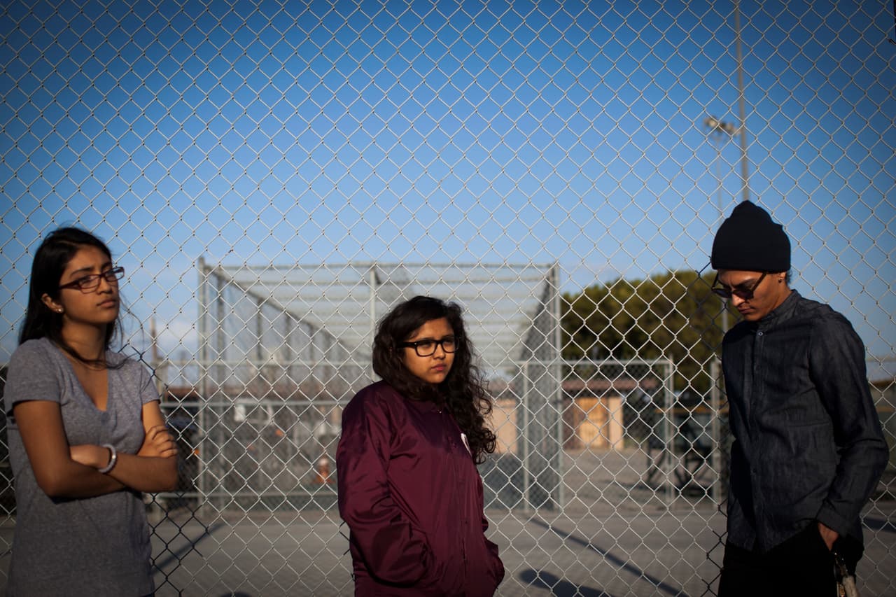 “La mayoría de nuestros pacientes (debido a la contaminación del aire) son latinos”, destaca la doctora Elisa Nicholas, directora de la Alianza de Long Beach para Niños con Asma.