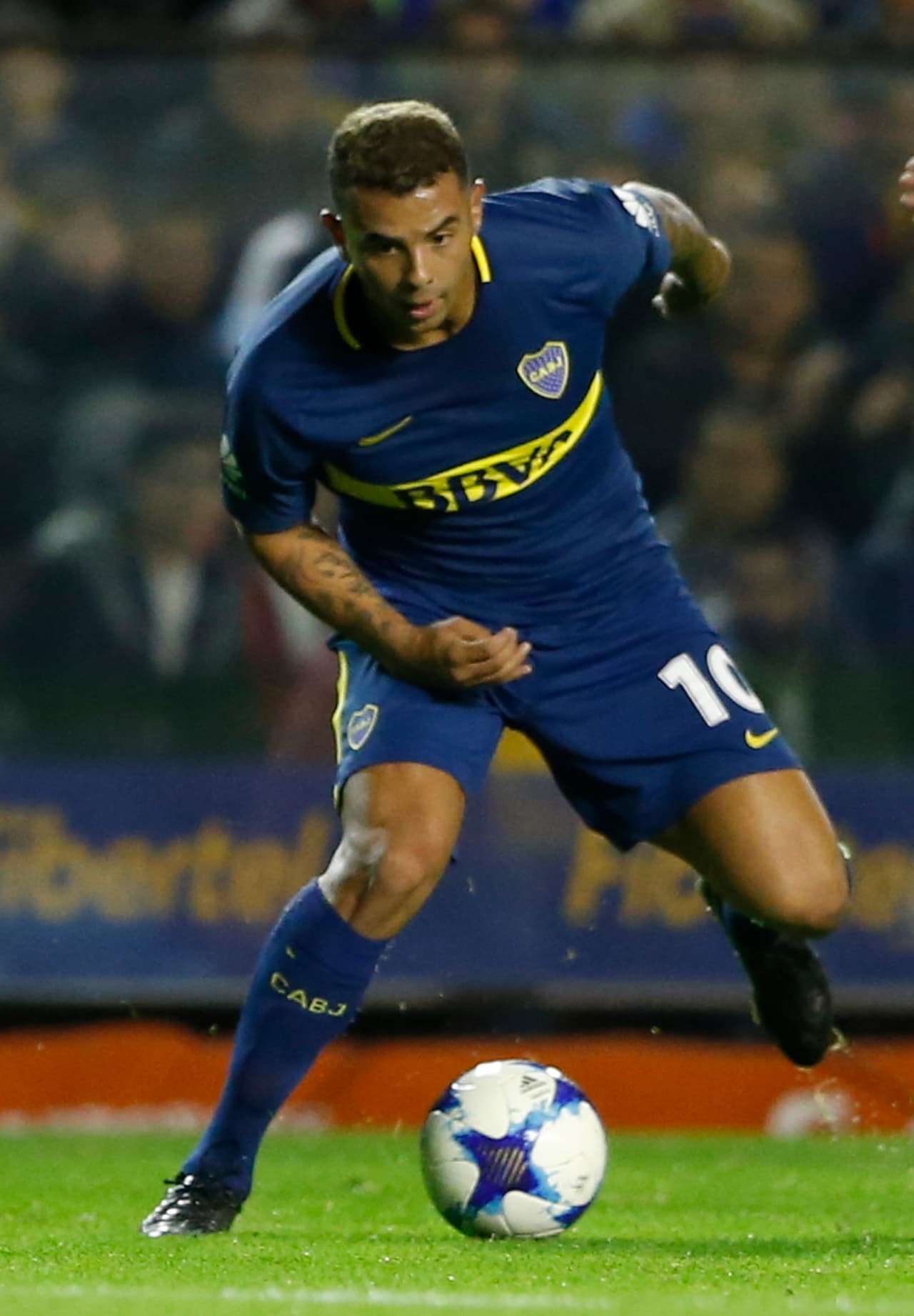 Su más reciente presentación fue el debut oficial por Copa Argentina ante Atlas, partido en el que Boca ganó por goelada 5-0.