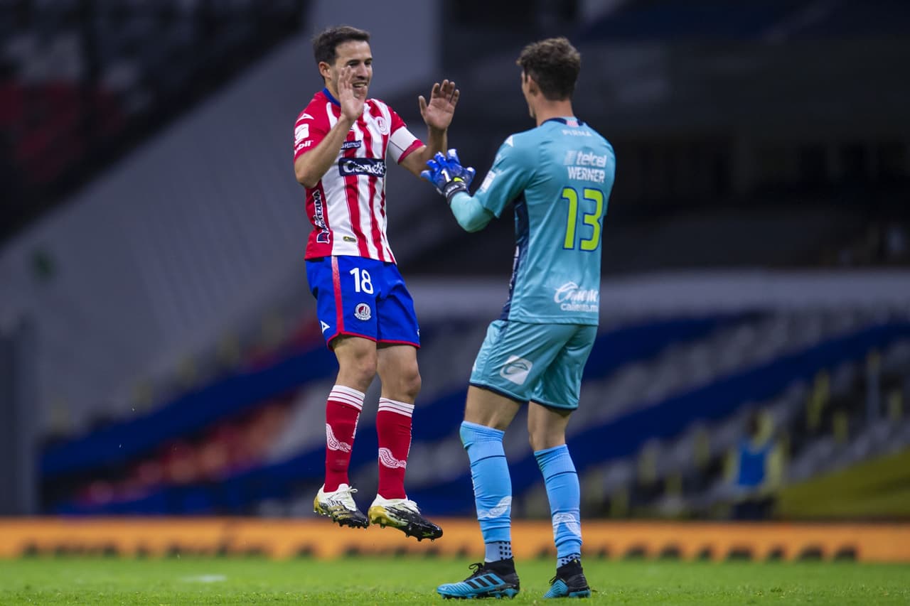 Mauro Lainez (26’) abrió el marcador y Nicolás Ibáñez (79’) emparejaba los cartones. Córdova (89’), quien entró hasta la segunda mitad, marcó el tanto del triunfo sobre la recta final del juego. Ochoa fue fundamental para que los de Coapa se quedaran con el triunfo.