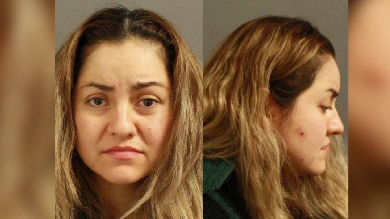 Acusan a una madre de matar a sus dos hijos a puñaladas