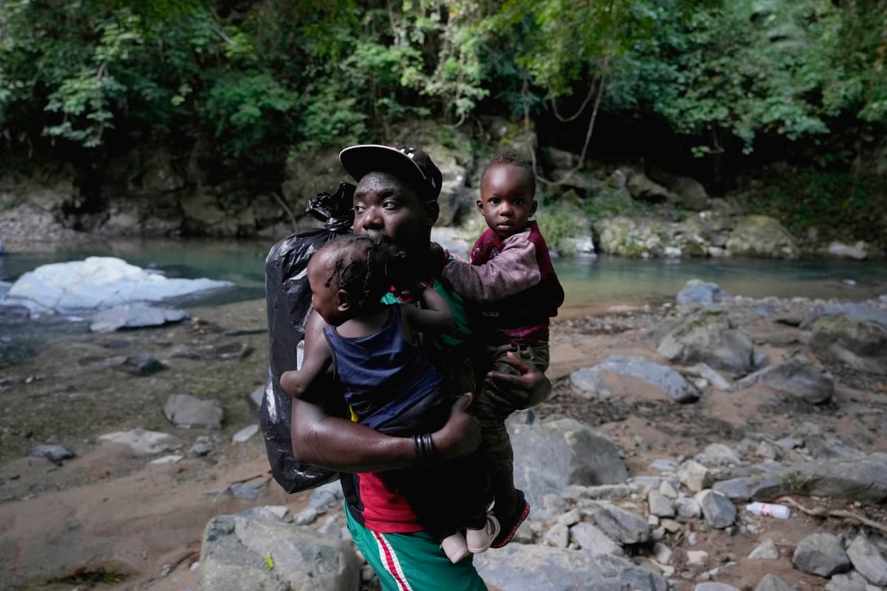 Desmantelan banda de coyotes que transportó 267 niños migrantes de Chile a EEUU