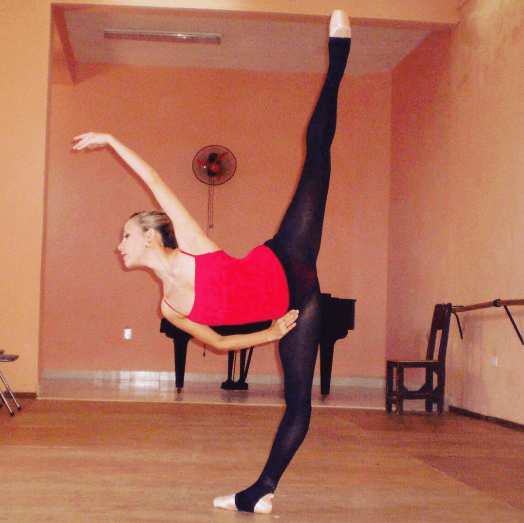 Odaray Prats es bailarina y su elasticidad es impresionante.