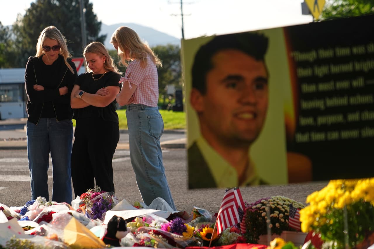 La familia de Charlie Kirk dice que las fallas de seguridad en el campus de Utah llevaron a su asesinato